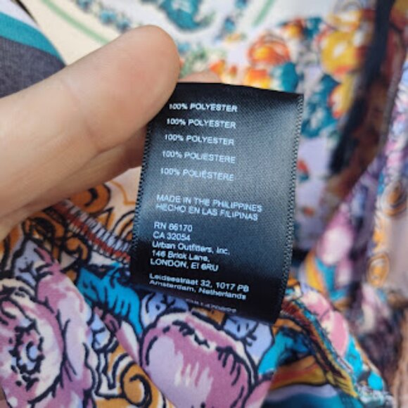 BY ANTHROPOLOGIE | Cowl Neck Open Back Spaghetti Strap Boho Y2K Crop Cami Top M - Picture 14 of 14